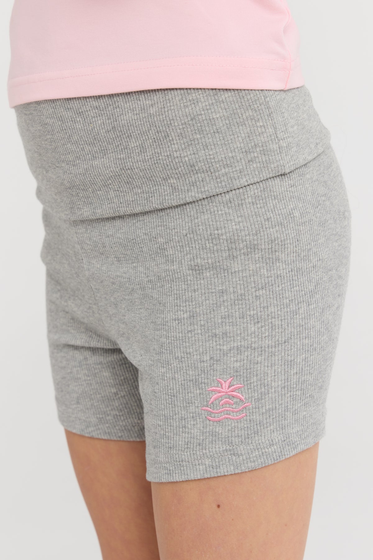 The Solana Shorts - Pebble